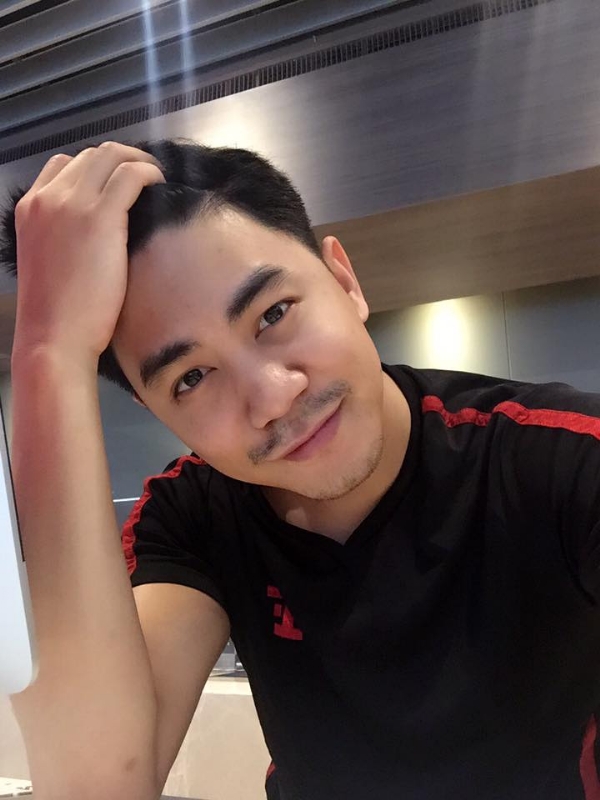 李的第一张照片--香港基督教相亲网