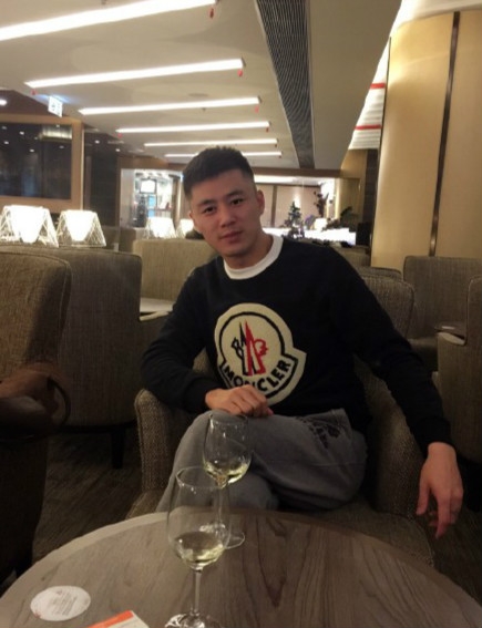吴辉的第一张照片--香港基督教相亲网