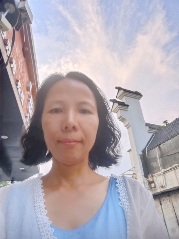 吴敌的第一张照片--香港基督教相亲网