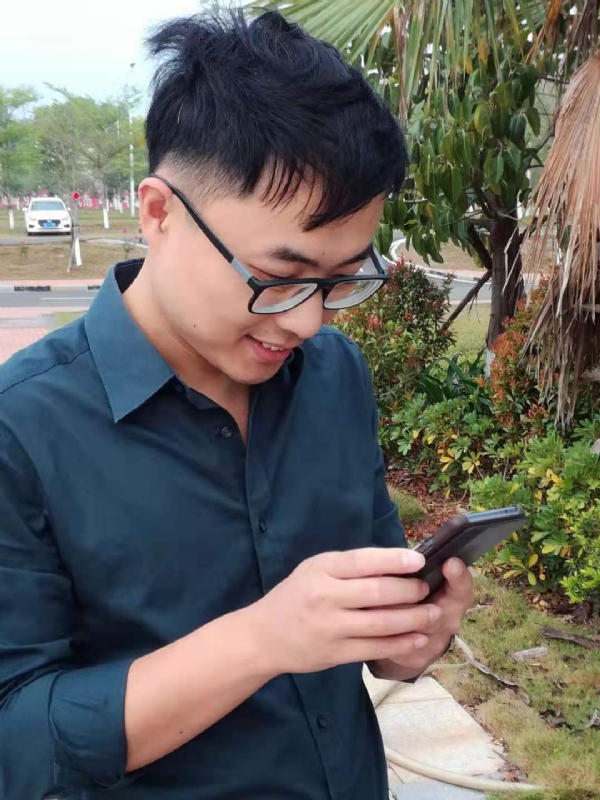 鼠王子的第一张照片--香港基督教相亲网