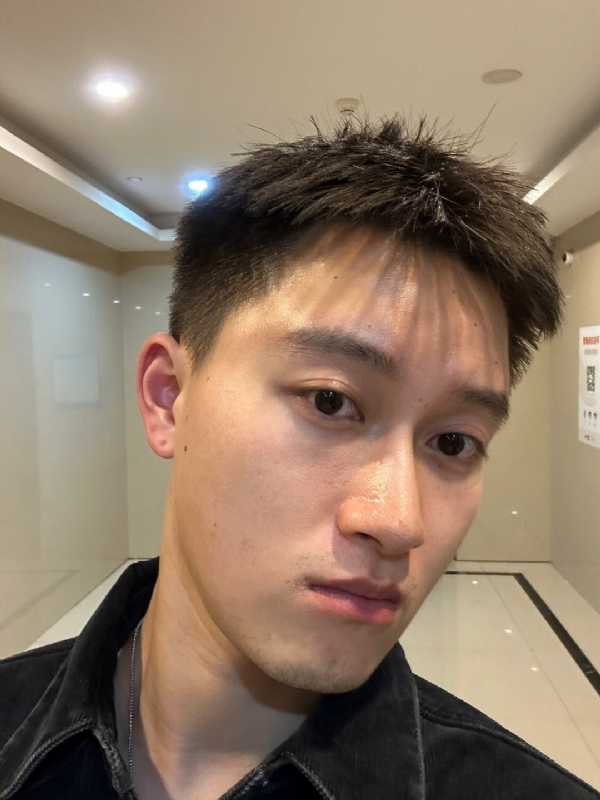 月光之下的第一张照片--香港基督教相亲网